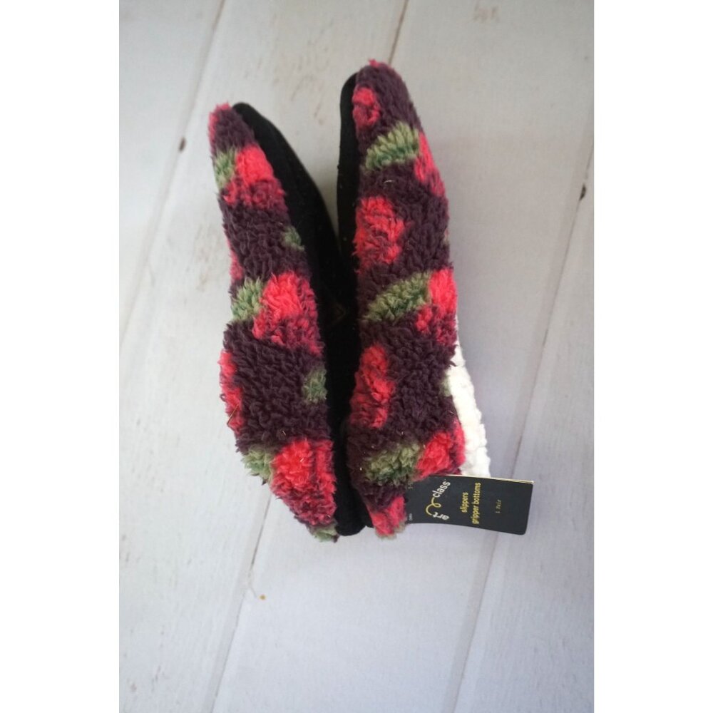 Art Class Girls Purple Roses' Slipper Socks - Size M/L (3-5), NWT - Picture 3 of 6